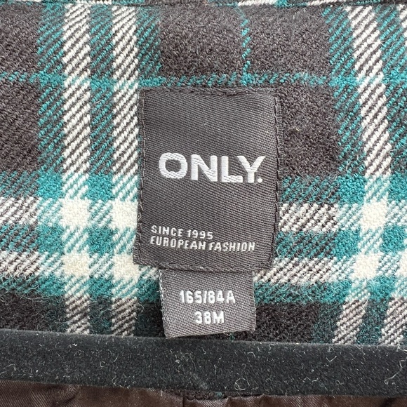 Rad 90’s plaid jacket. - Picture 4 of 5